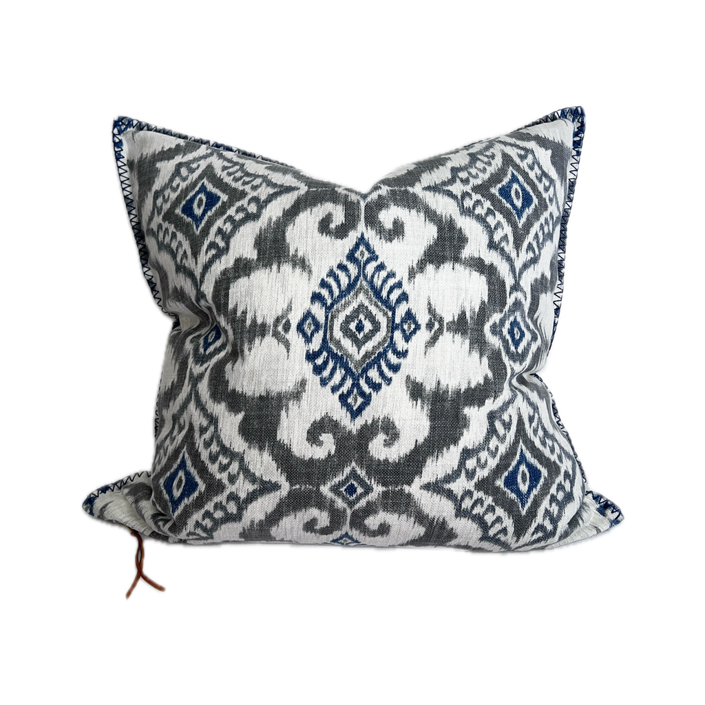 KATE SMOKE Pillow Cover